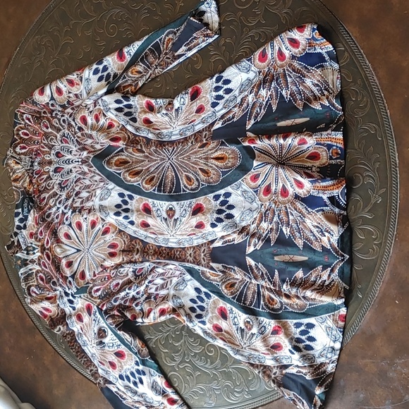 3/$50 Papillon Blouse Sz Sm - Picture 1 of 6